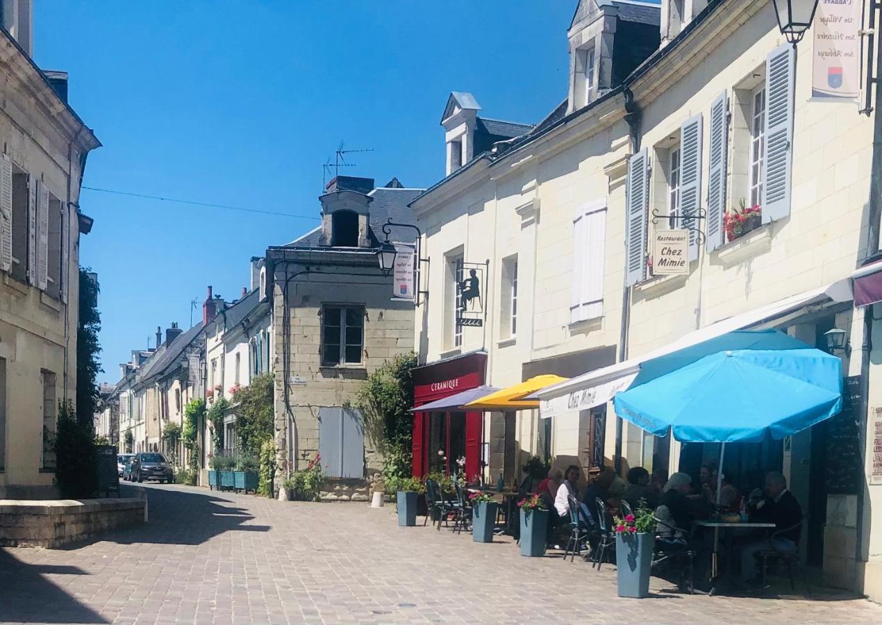 Chez Mimie Les Hotes Fontevraud-l'Abbaye Eksteriør billede