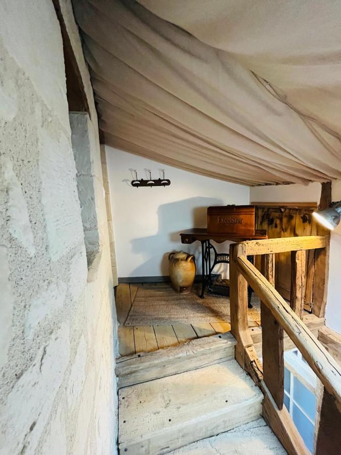Chez Mimie Les Hotes Fontevraud-l'Abbaye Eksteriør billede